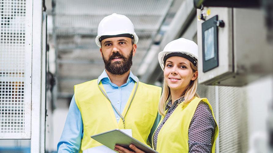 El equipo de Cutronik en una obra